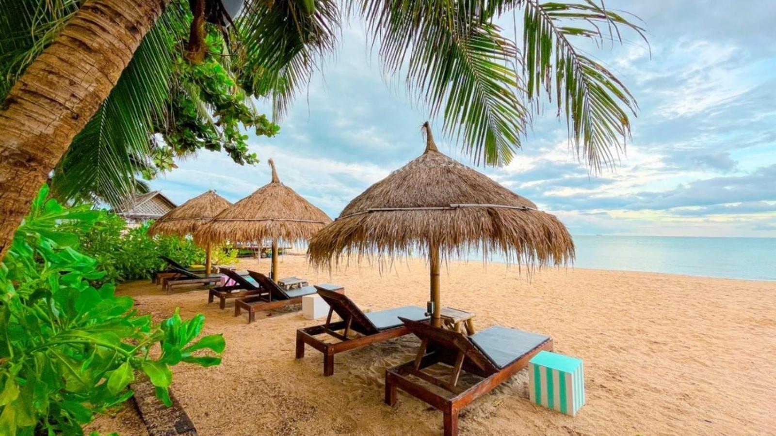 Margarita Beach Khanom Exterior photo